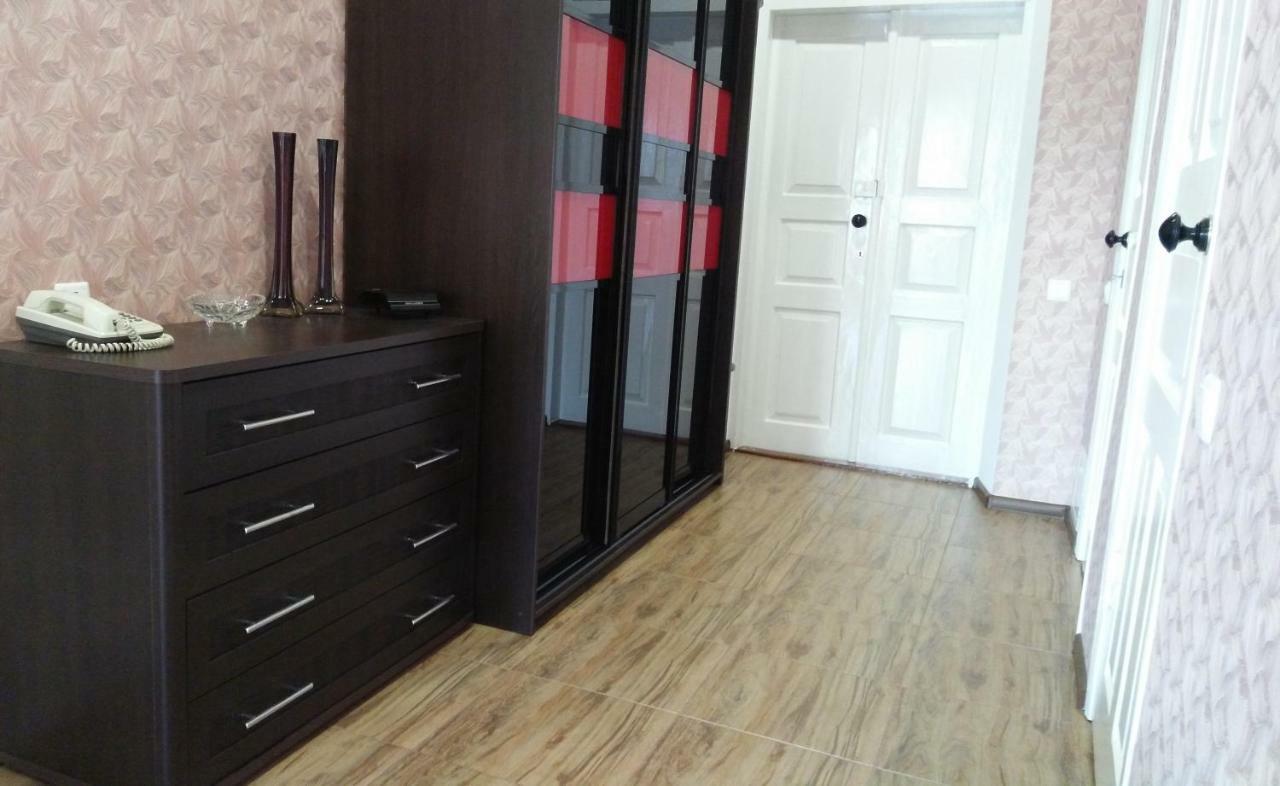 Separate Room Homestay In A Private House, Facilities Shared With Owner Berdychiv Exteriér fotografie