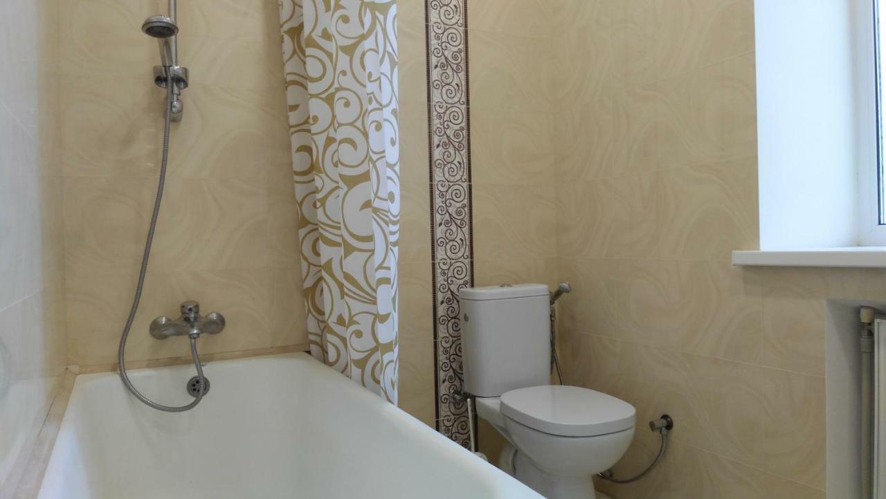 Separate Room Homestay In A Private House, Facilities Shared With Owner Berdychiv Exteriér fotografie
